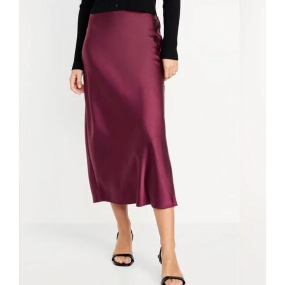 Old Navy High Waisted Satin Midi Slip Skirt Cherry Park Purple Maroon Size Large - Picture 1 of 8